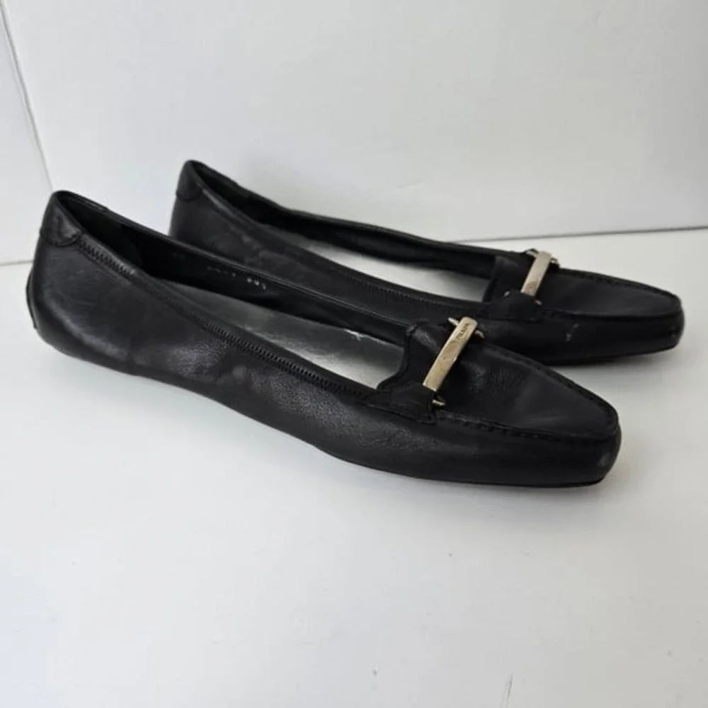 Prada Black Leather Women's‎ Loafers Style #4099 Size 38.5